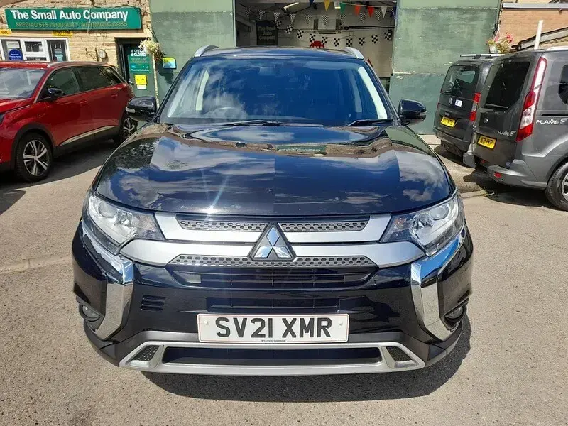Used Mitsubishi Outlander 150 HP (110 kW) 2021 Black SUV
