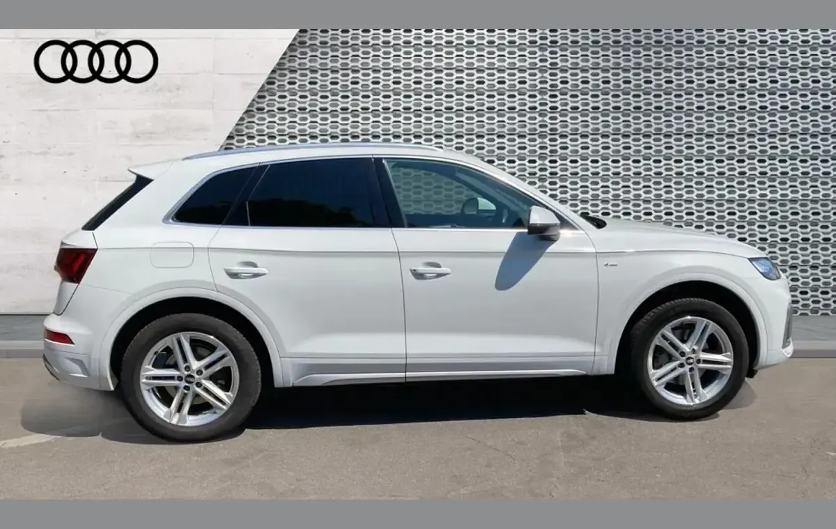 Used Audi Q5 S-Line 265 HP (194 kW) 2021 White SUV
