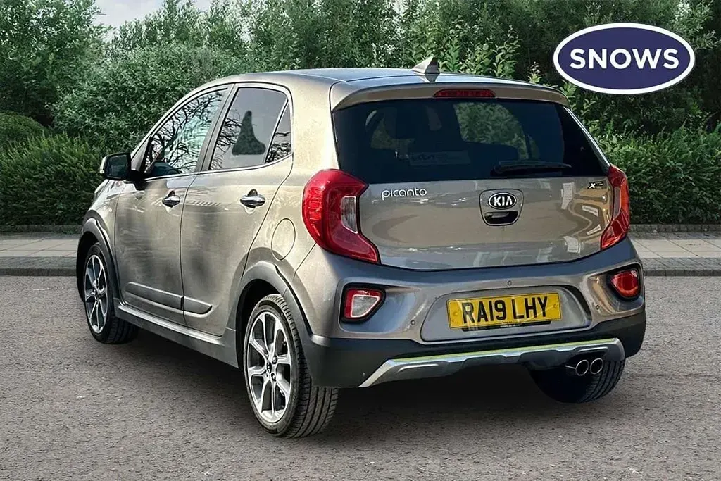 Used Kia Picanto X-Line 83 HP (61 kW) 2019 Silver Hatchback