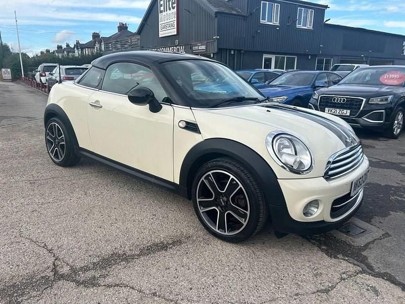 White Used 2013 Mini Cooper Coupé Coupe | £4,295 (Fair price) - Image 1/4