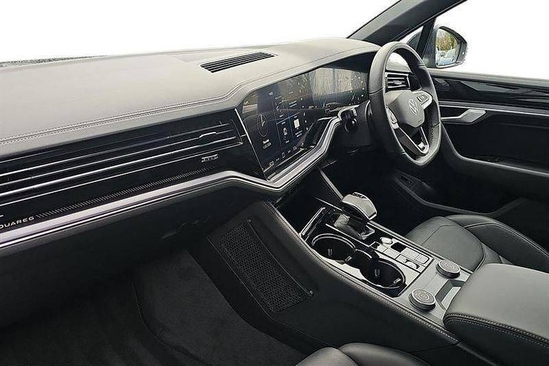 Used VW Touareg Black Edition 286 HP (210 kW) 2025 Grey SUV