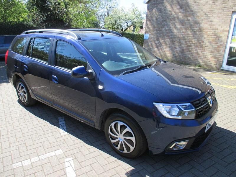 Used Dacia Logan MCV Lauréate 2017 Blue Estate