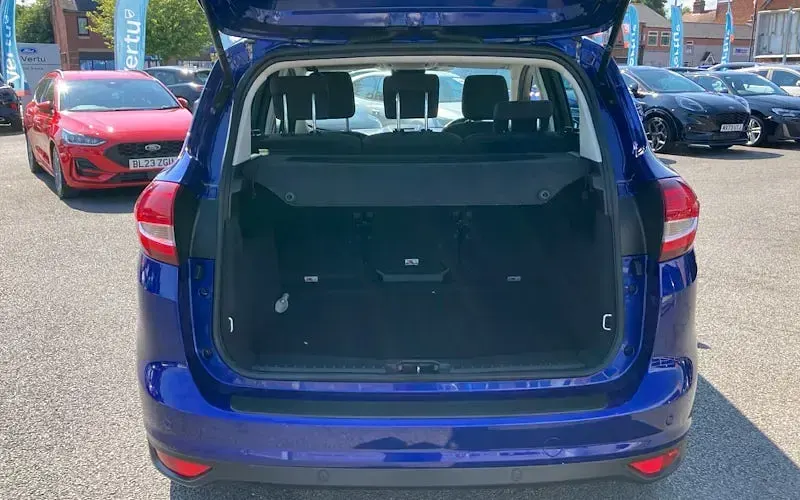 Used Ford C-MAX Titanium 125 HP (91 kW) 2018 Blue MPV