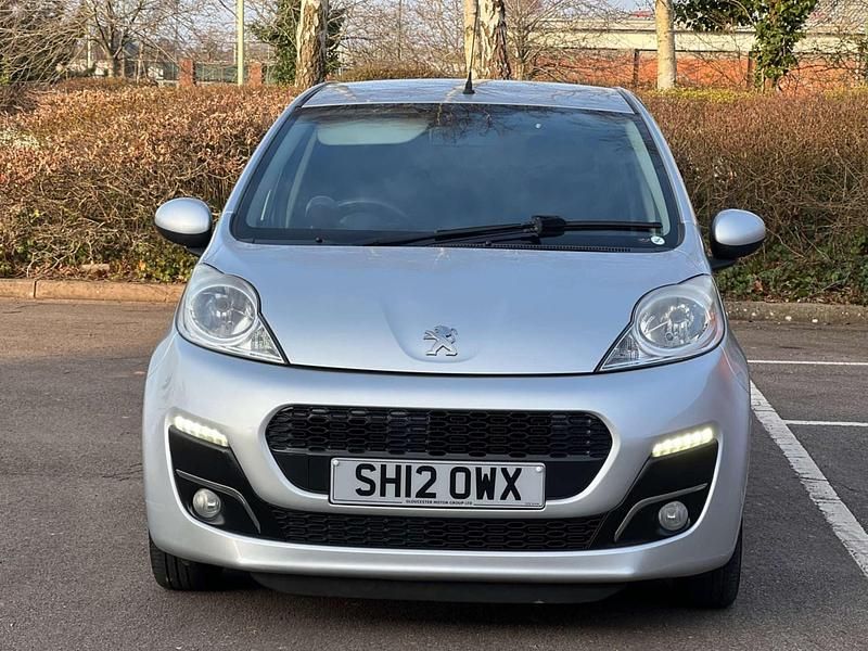 Used Peugeot 107 Allure 68 HP (50 kW) 2012 Silver Hatchback
