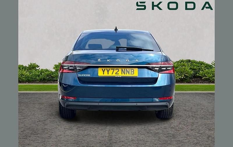 Used Skoda Superb SE L 150 HP (110 kW) 2023 Petrol blue metallic Hatchback