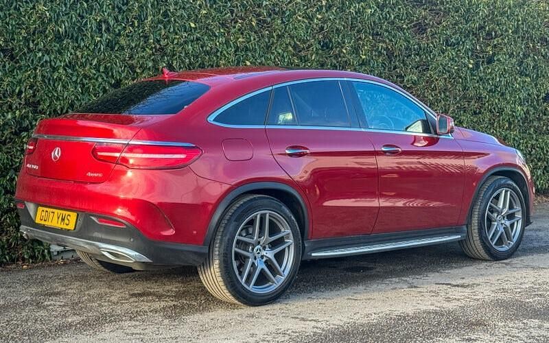Used Mercedes GLE350 AMG Line Premium Plus 258 HP (189 kW) 2017 Red Coupe