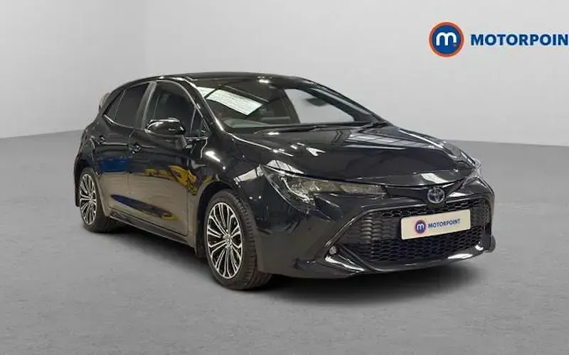 Used Toyota Corolla Design 122 HP (89 kW) 2022 Hatchback
