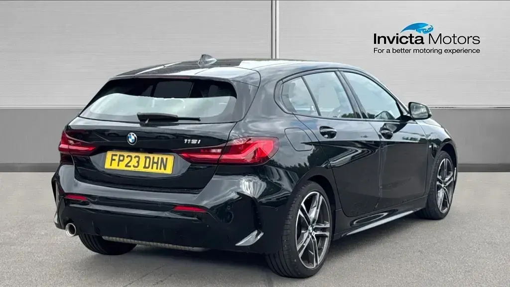 Used BMW 118 M Sport 136 HP (100 kW) 2023 Sapphire black metallic Hatchback