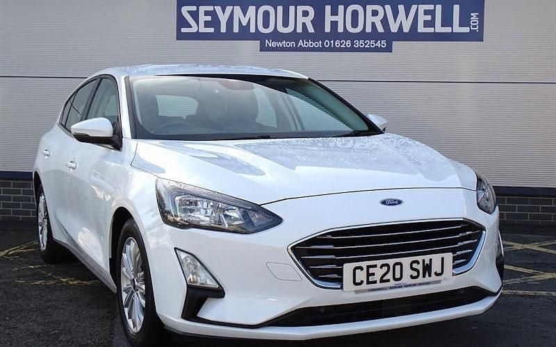 Used Ford Focus Titanium 125 HP (91 kW) 2020 White Hatchback