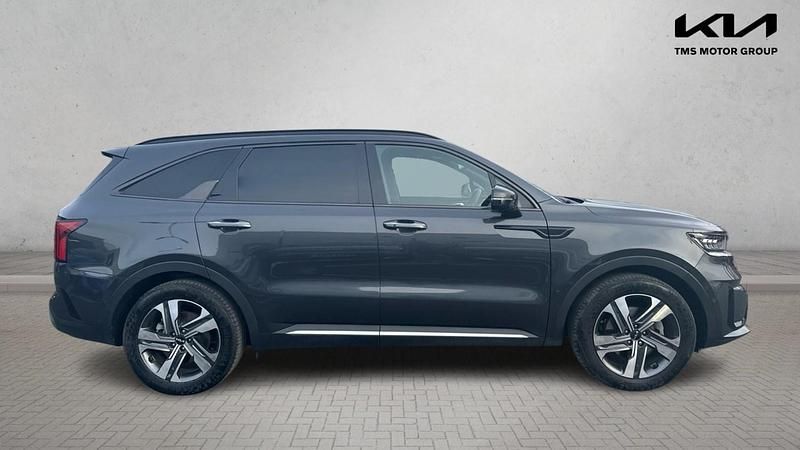 Used Kia Sorento 230 HP (169 kW) 2023 Grey SUV