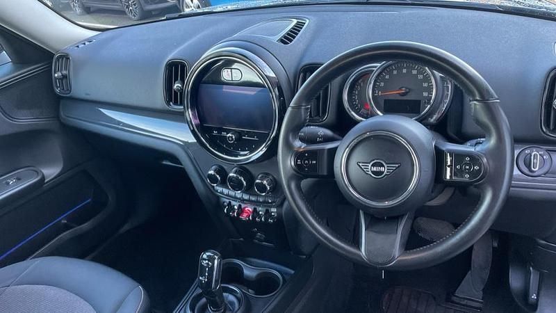 Used Mini Cooper Countryman Classic 134 HP (98 kW) 2022 Black SUV