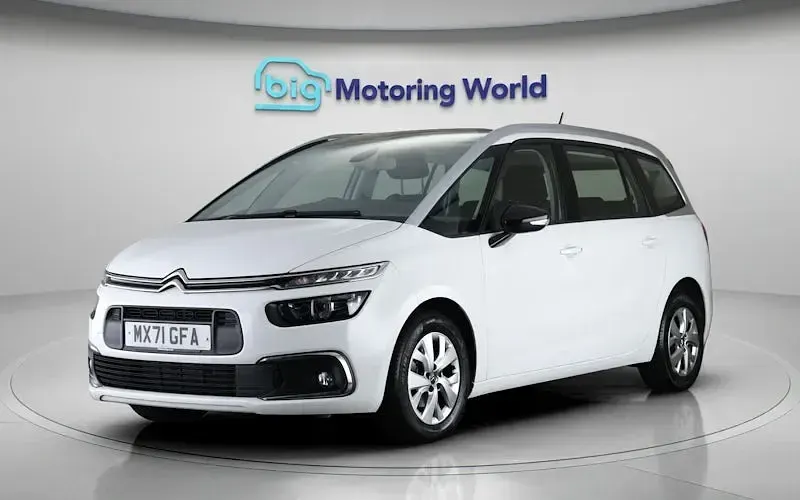 Used Citroën C4 SpaceTourer Live 131 HP (96 kW) 2021 White MPV