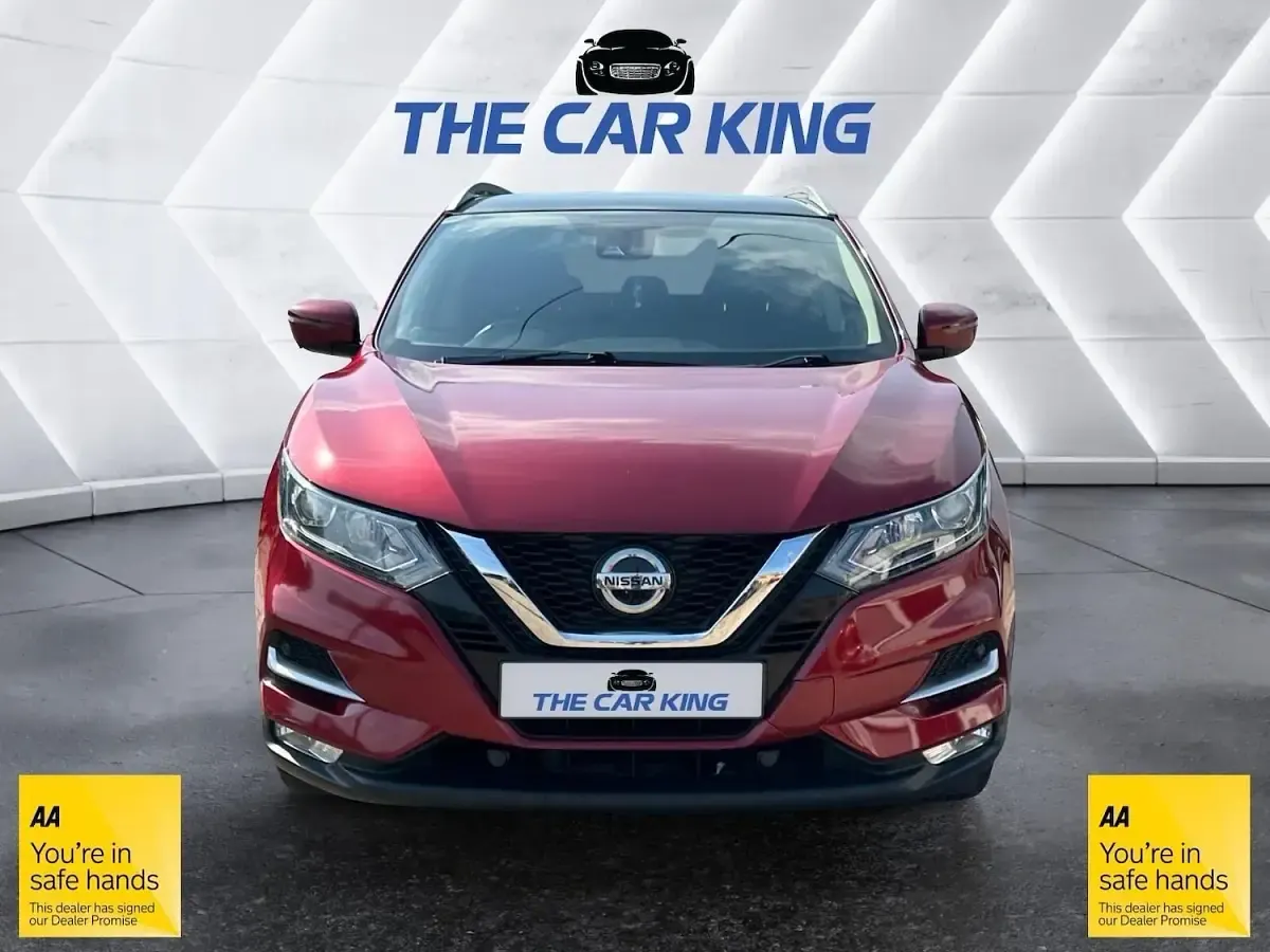 Begagnad Nissan Qashqai N-Connecta 2018 Röd SUV