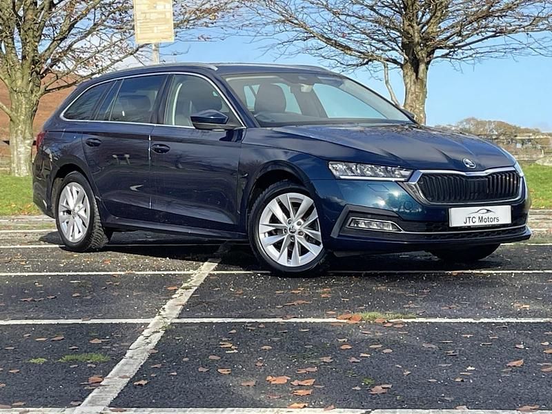 Blue Used 2021 Skoda Octavia SE L Estate | £13,995 (Fair price) - Image 1/4