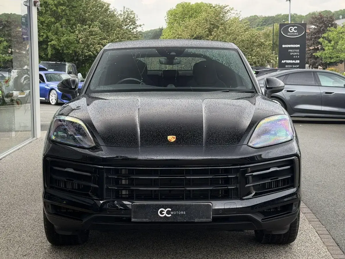 Used Porsche Cayenne 353 HP (259 kW) 2023 Black SUV