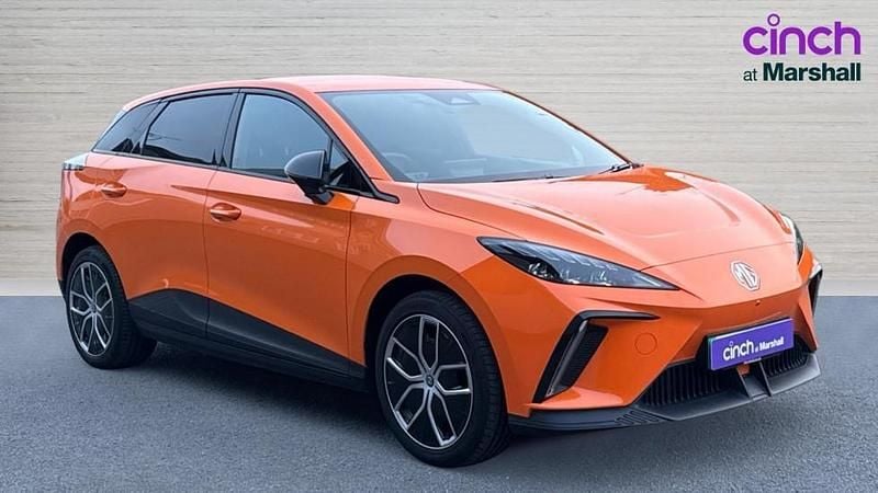 Used MG MG4 EV Trophy 150 kW (204 HP) 2023 Orange Hatchback