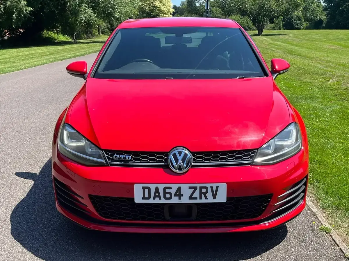 Used VW Golf VII GTD 181 HP (133 kW) 2015 Red Hatchback