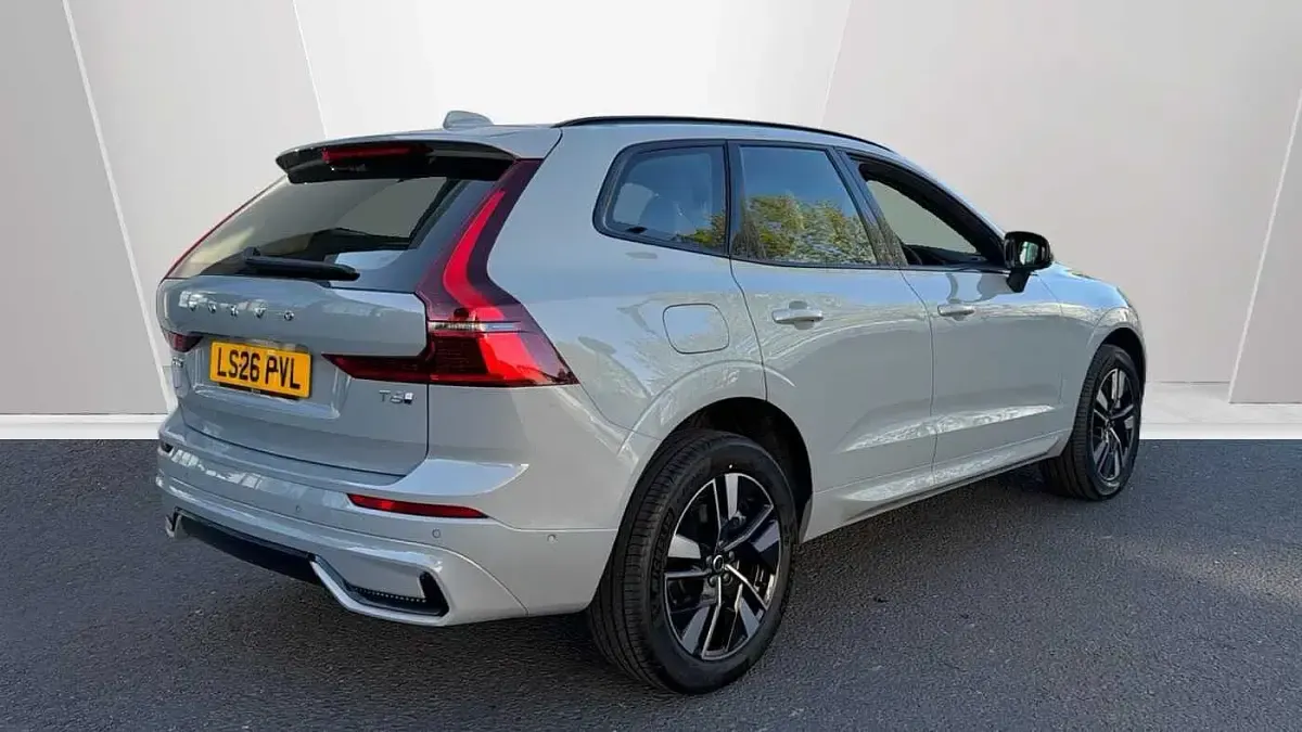 New Volvo XC60 Plus 345 HP (253 kW) 2026 Grey SUV
