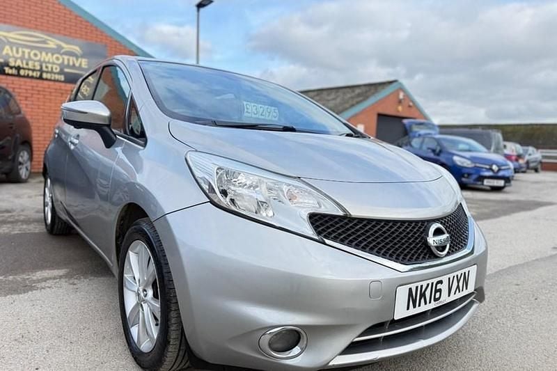 Used Nissan Note Tekna 90 HP (66 kW) 2016 Silver Hatchback