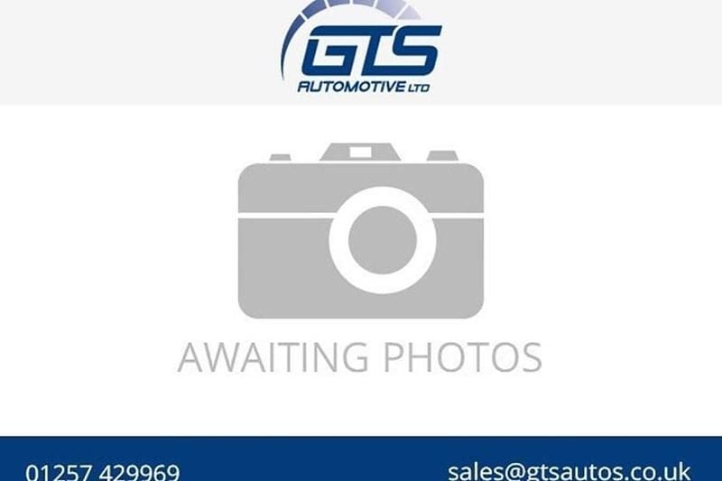Used Toyota Prius 122 HP (89 kW) 2021 White Hatchback