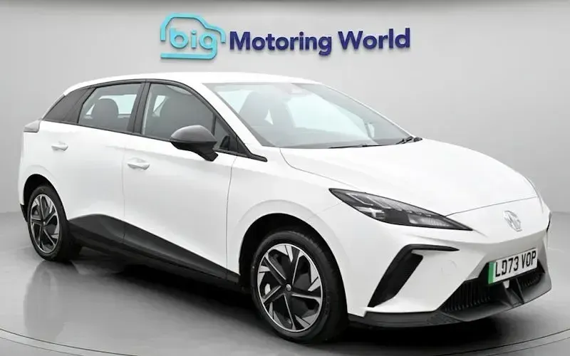 Usado MG MG4 EV SE 319 kW (435 CV) 2023 Utilitario