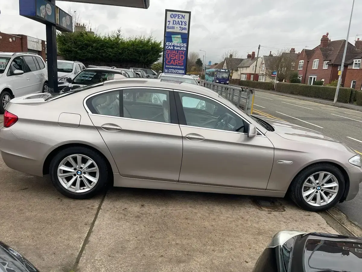 Used BMW 535 306 HP (225 kW) 2011 Silver Sedan