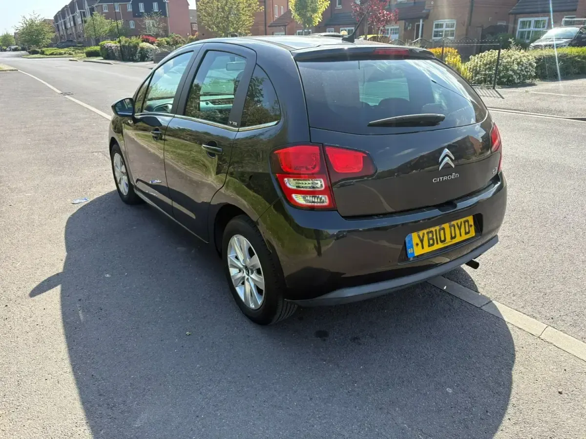 Begagnad Citroën C3 VTR Sport 2010 Svart Halvkombi