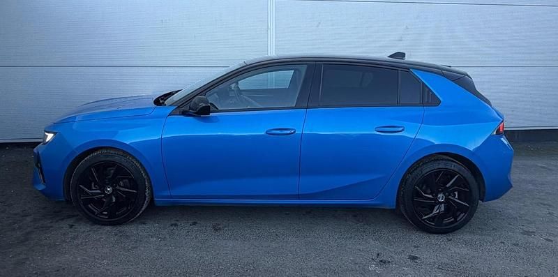 Used Vauxhall Astra S 128 HP (94 kW) 2025 Blue Hatchback