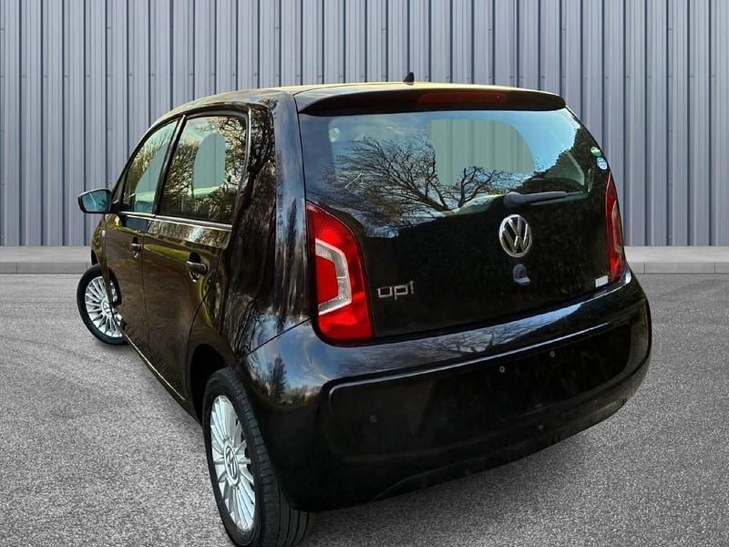Używany VW up! move up! 2024 Czarny Hatchback