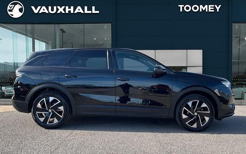 Used Vauxhall Grandland X GSe 136 HP (100 kW) 2024 Black SUV