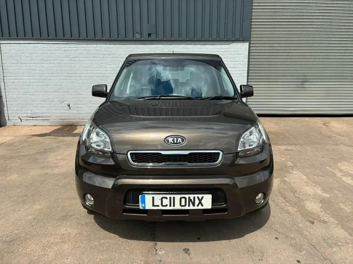 Used Kia Soul 126 HP (92 kW) 2011 Brown SUV