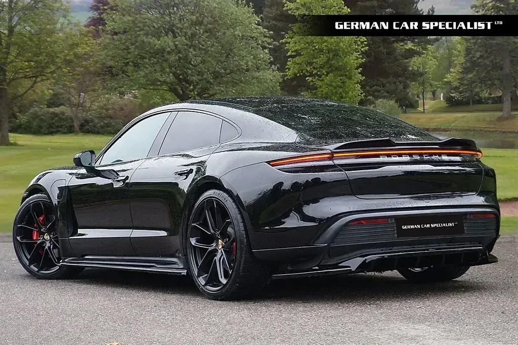 Used Porsche Taycan 4S 92 kW (126 HP) 2021 Jet black Sedan