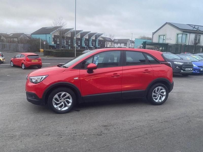 Used Vauxhall Crossland X 81 HP (59 kW) 2019 Red SUV
