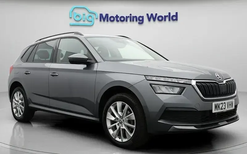 Usado Skoda Kamiq SE Drive 95 CV (69 kW) 2023 SUV