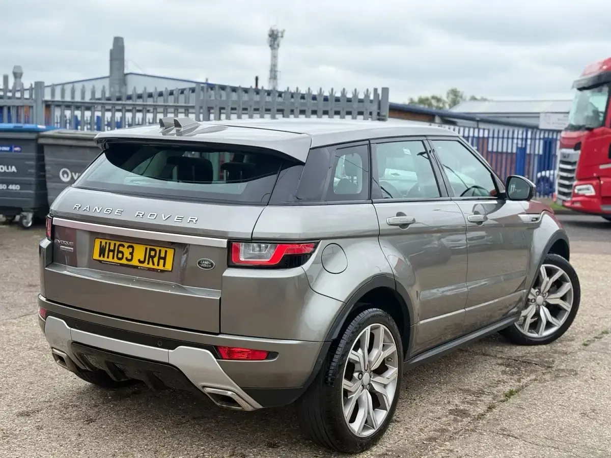 Used Land Rover Range Rover evoque Autobiography 2018 Silver Estate