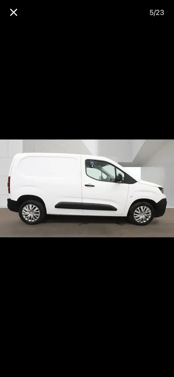 Used Peugeot Partner 131 HP (96 kW) 2022 White MPV