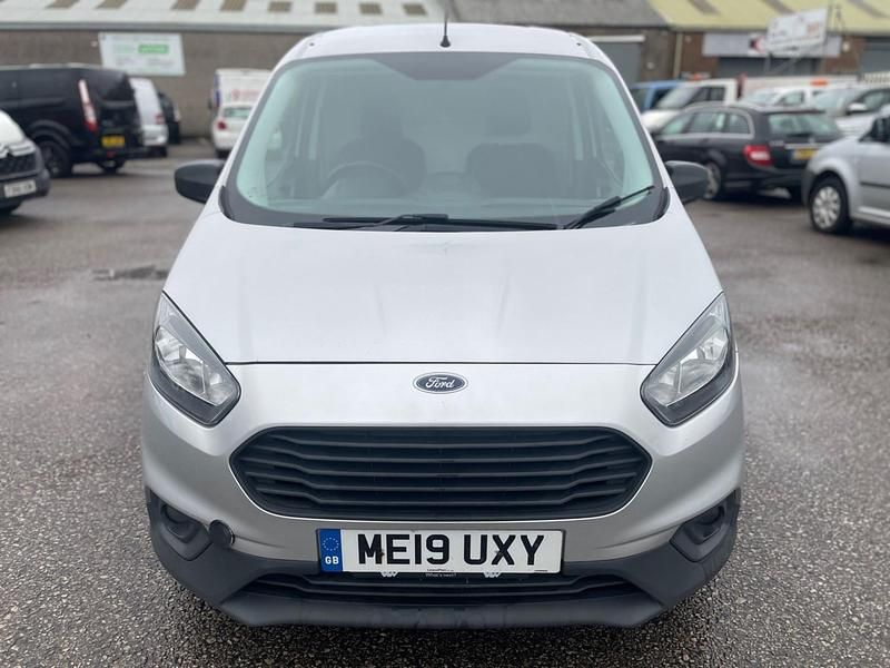 Used Ford Transit Trend 100 HP (73 kW) 2019 Silver Van