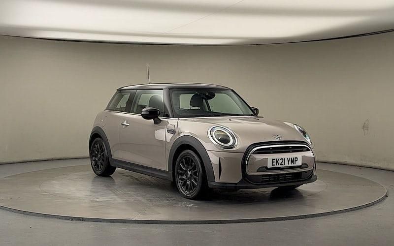 Rooftopgrey metallic Used 2021 Mini Cooper Classic Hatchback | £16,950 (Fair price) - Image 1/4