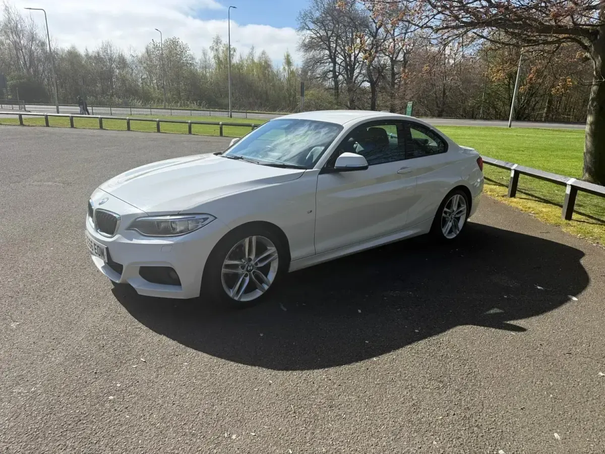 Begagnad BMW 218 M Sport 2017 Vit Sportkupé