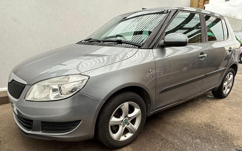 Used Skoda Fabia SE 86 HP (63 kW) 2012 Grey Hatchback