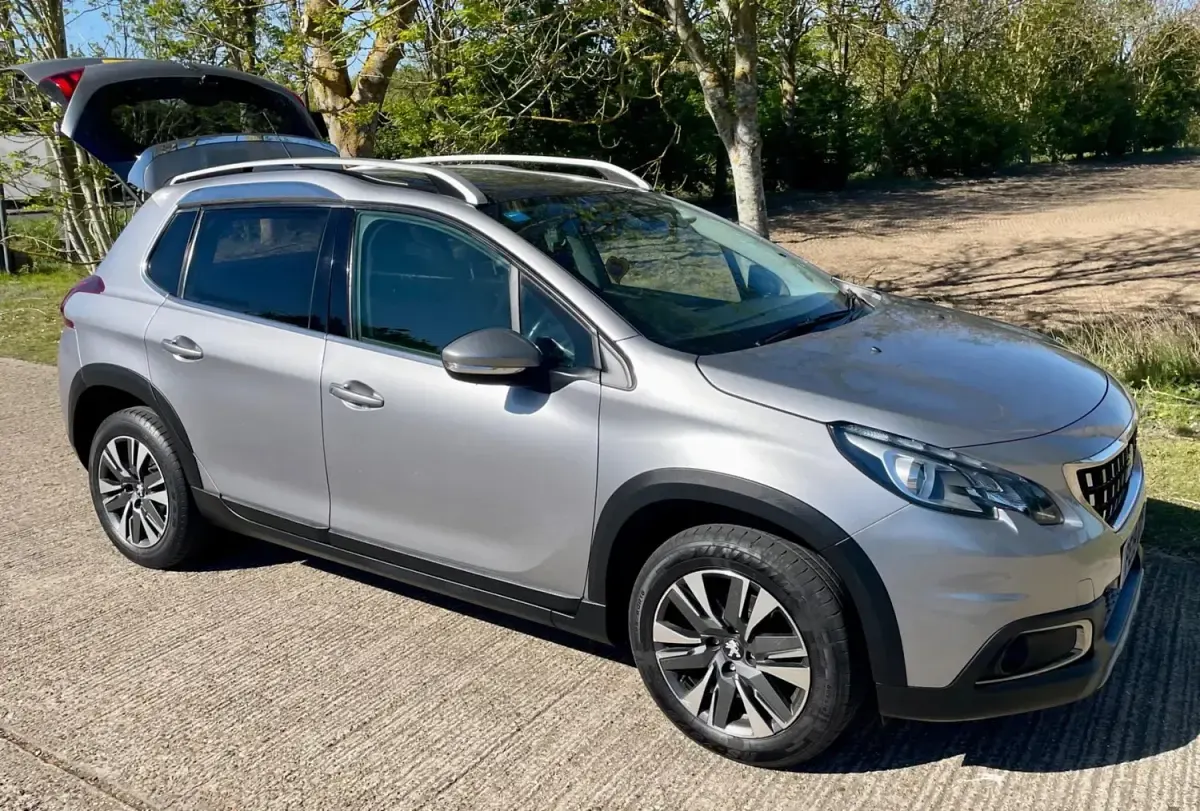 Second-hand Peugeot 2008 Allure Premium 2019 Gri SUV