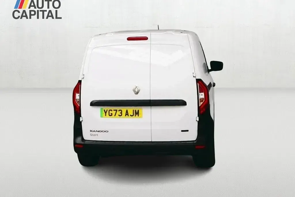 Used Renault Kangoo 89 kW (122 HP) 2024 White MPV