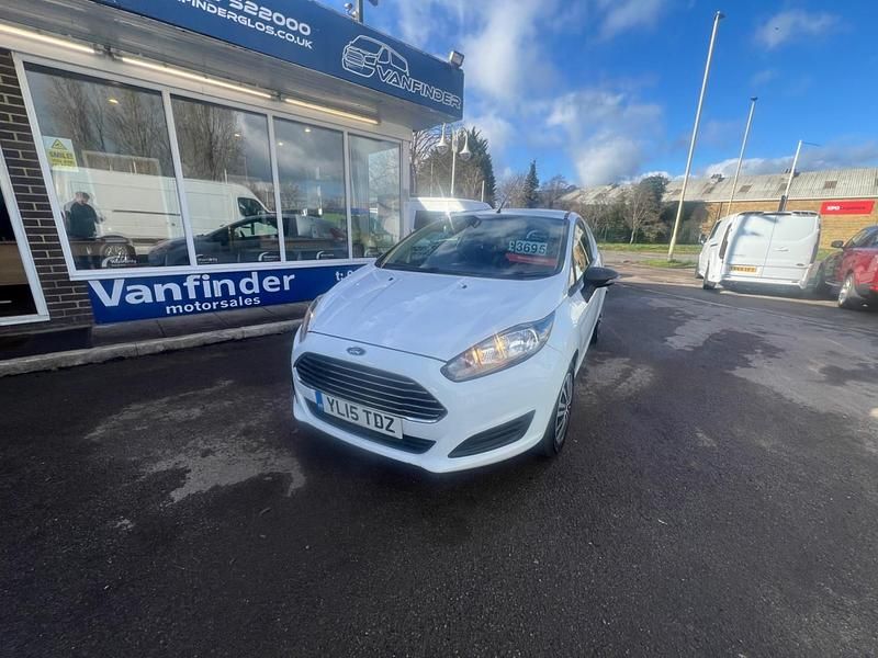 Used Ford Fiesta 2015 White Van
