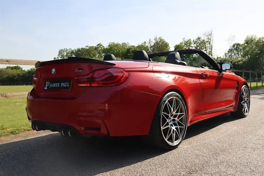 Usado BMW M4 Cabriolet Competition Edition 2017 Rojo Descapotable