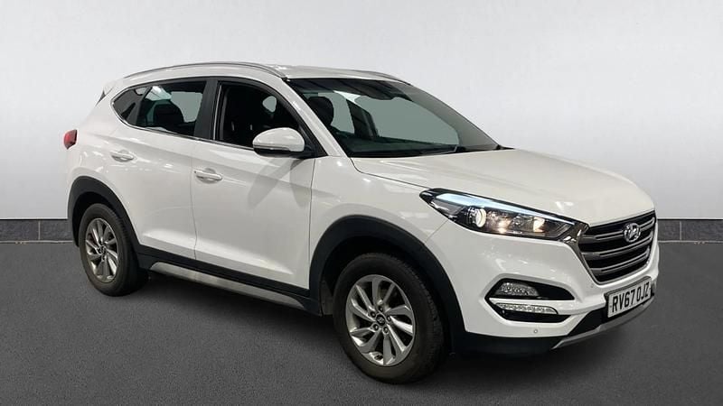 Used Hyundai Tucson Premium 116 HP (85 kW) 2017 White SUV