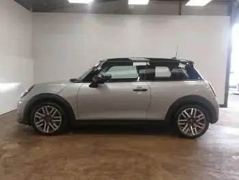 Used Mini Cooper Classic 114 kW (156 HP) 2025 Silver Hatchback