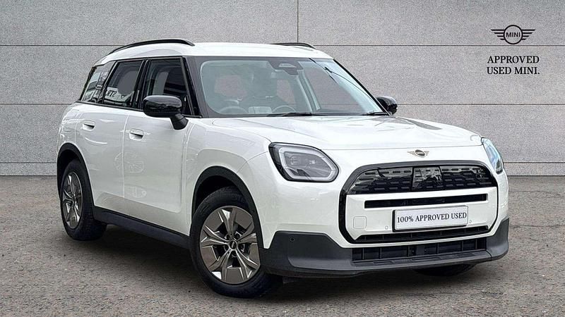 White New 2024 Mini Countryman SUV | £29,990 (Good price) - Image 1/3
