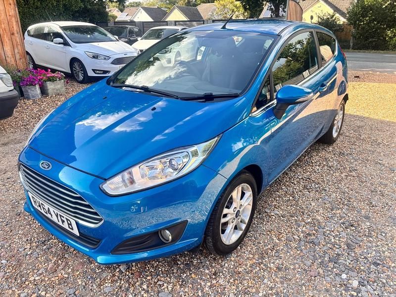 Blue Used 2014 Ford Fiesta Zetec Hatchback | £3,495 (Fair price) - Image 1/4