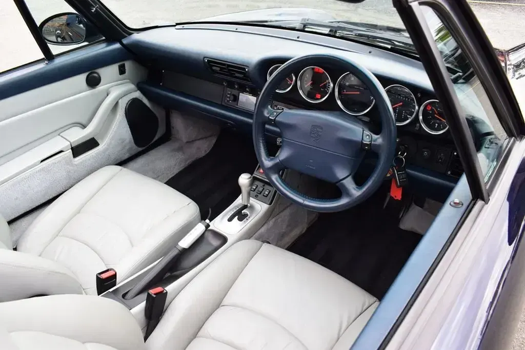 Used Porsche 993 200 HP (147 kW) 1995 Blue Cabriolet
