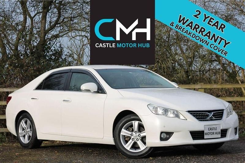 Used Toyota Mark X 203 HP (149 kW) 2011 White Sedan
